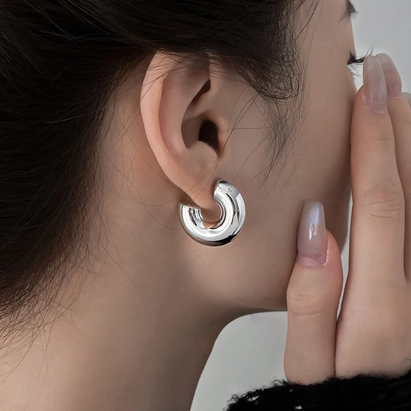 Mode Dicke Runde C Form Chunky Hoop Ohrringe Frauen Glänzend Kreis Gold Silber Farbe Stahl Nadel Stud Huggie Ohrringe Schmuck – Detail 3