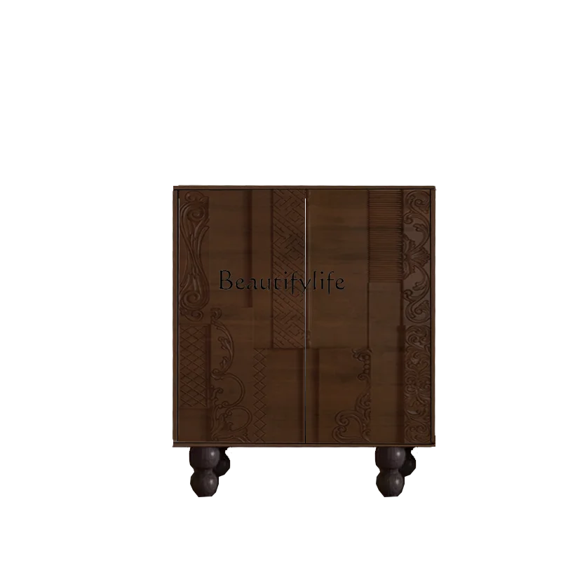 

Medieval retro solid wood dining side cabinet, surprised by the dead wind, old storage porch storage, carved side cabinet