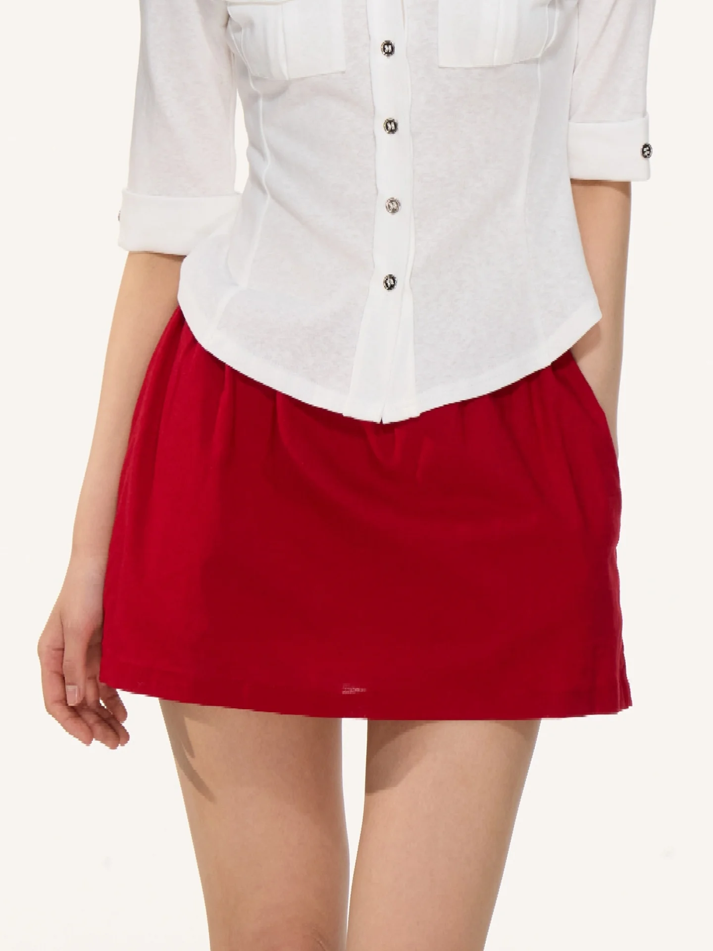 

Льняная короткая юбка Nova: стильная, удлиняющая ноги, летняя коллекция 2026, модная, с завышенной талией, А-силуэт, свободный крой, женская юбка