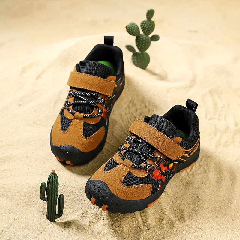 

New Kids Sneakers Fashion Low Cut Anti Slip Wear Resistant Child Hiking Shoes Color Blocked High End Tourism Off Road Run Shoes