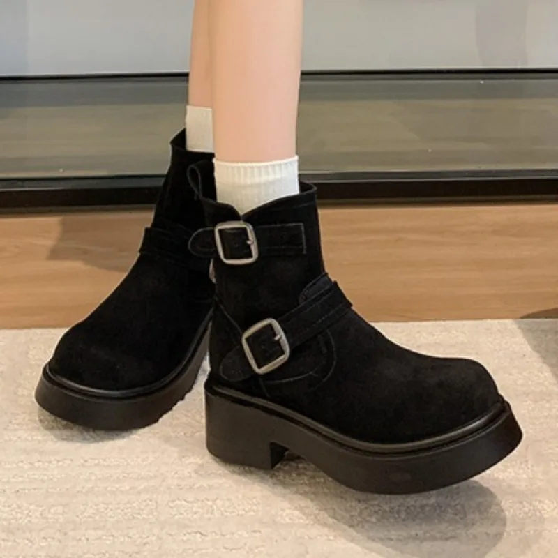 

Women Platform Mid Heels Ankle Boots Fashion Buckle 2025 Winter Shoes New Trends Snow Short Boots Designer Suede Zapatos Mujer