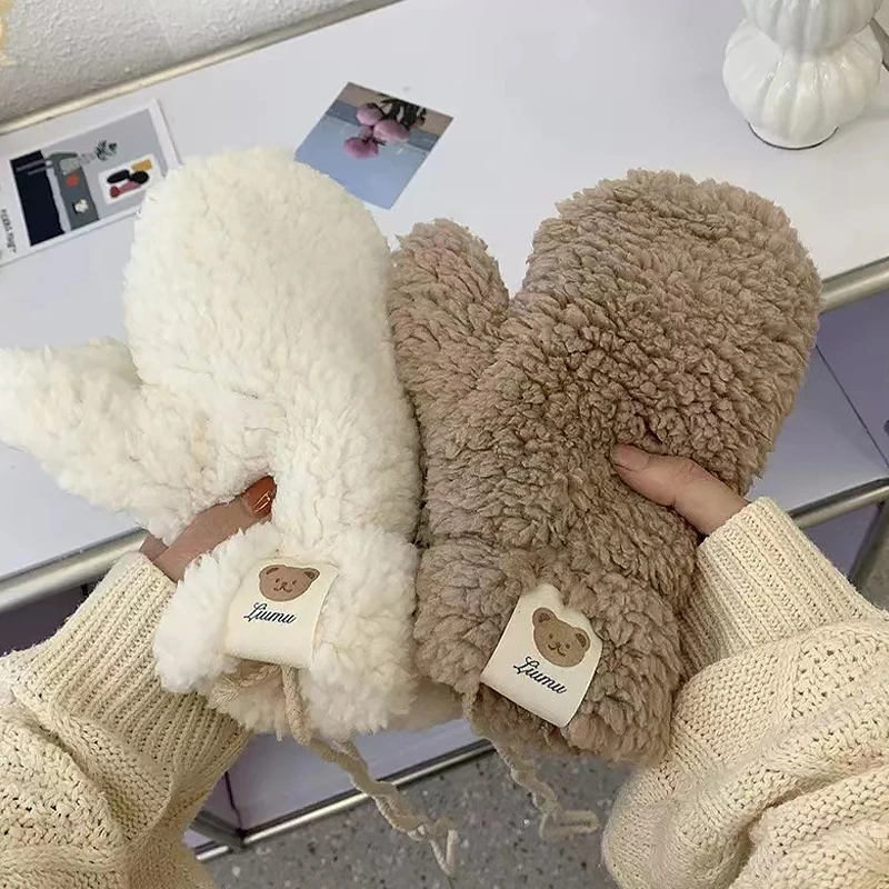 Cute Lambskin Teddy Bear Labeled Gloves For Women Hanging Neck Cycling