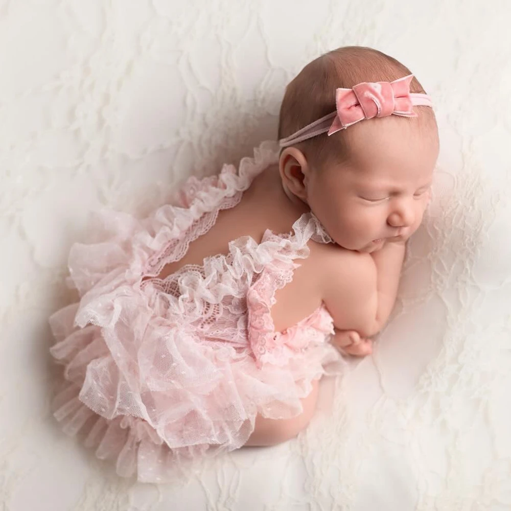 

Реквизит для фотосъемки новорожденных, розовый кружевной комбинезон с рюшами для маленьких девочек, наряд принцессы, одежда для фотосессии младенцев