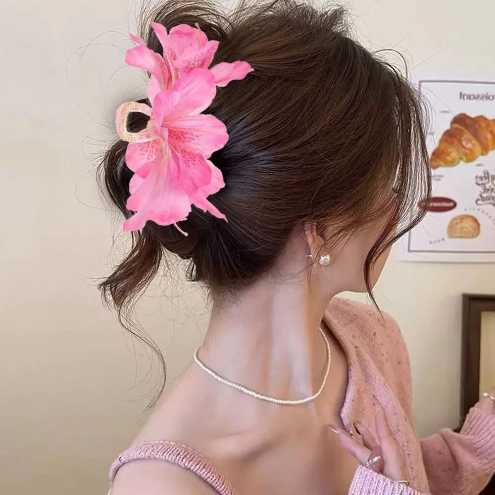 

Vivid Canna Flower Hair Claw Non-slip Comfortable To Wear Women Shark Hairpin Convenient Practical Artificial Floral Headwear