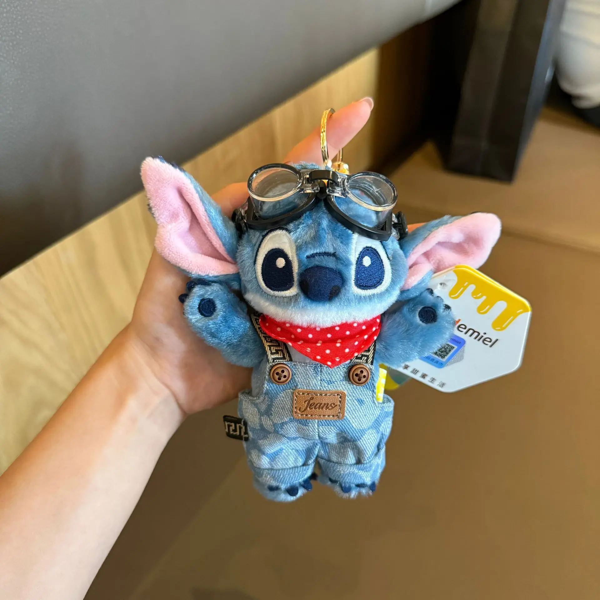 Nuovo ﻿   Ciondolo per zaino in peluche Disney Stitch Portachiavi per bambola carina e cartone animato Accessori morbidi e confortevoli Regalo per ragazze Giocattoli per bambini
