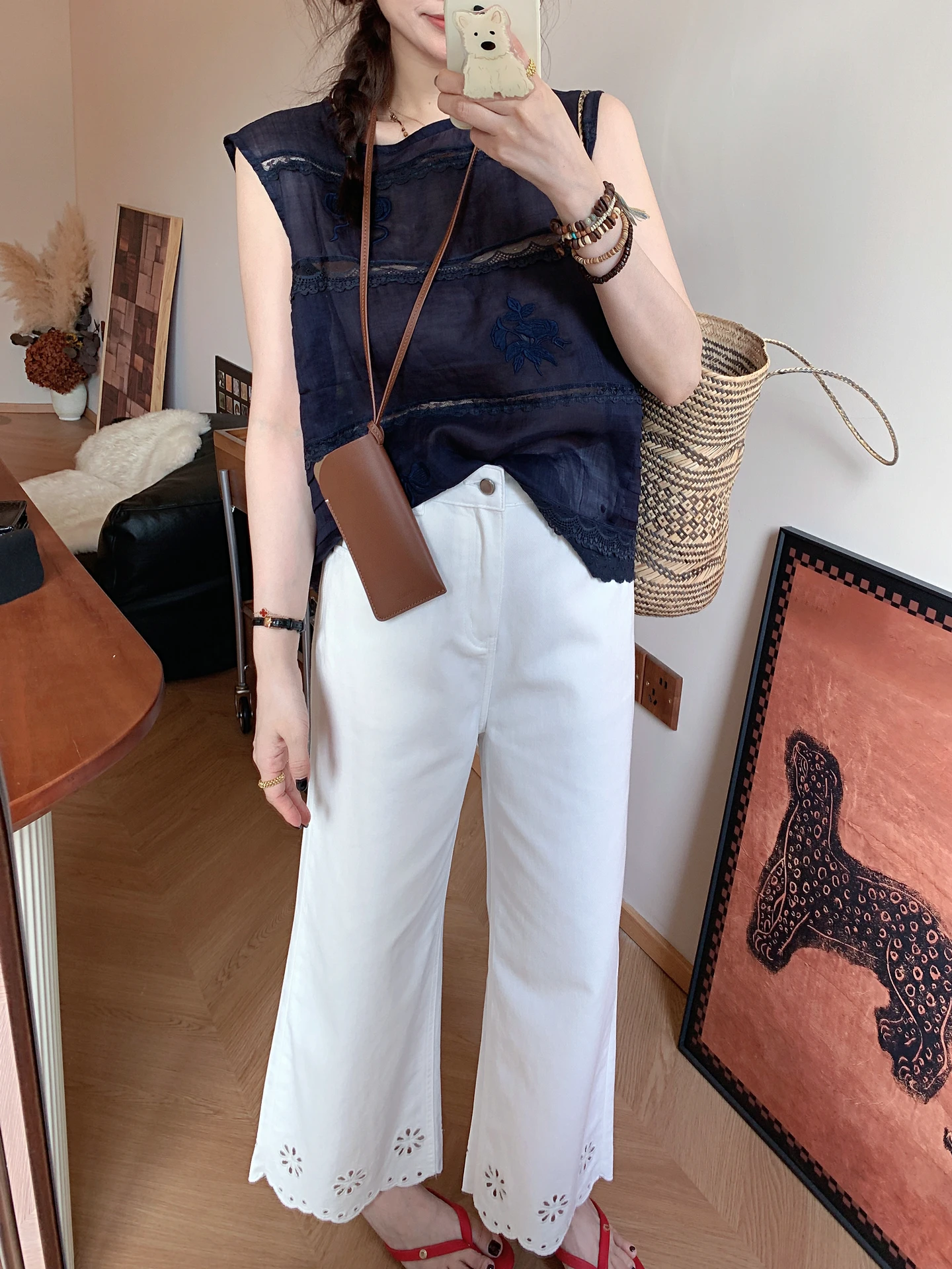 

Летние новые легкие льняные джинсы с вырезами в форме лепестков, широкие, укороченные, женские повседневные брюки с высокой талией, свободного кроя