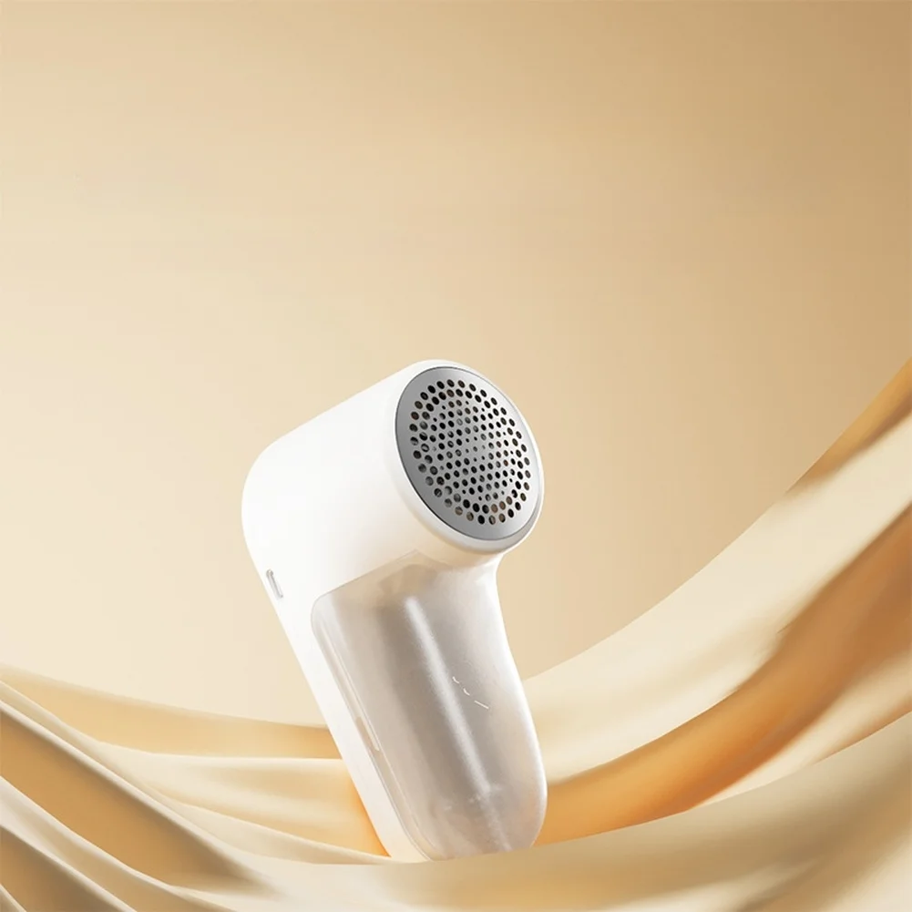 Portable Electric Fabric Shaver with Rechargeable Battery LCD Interface and Multi-Speed Capability for Fabric Care
