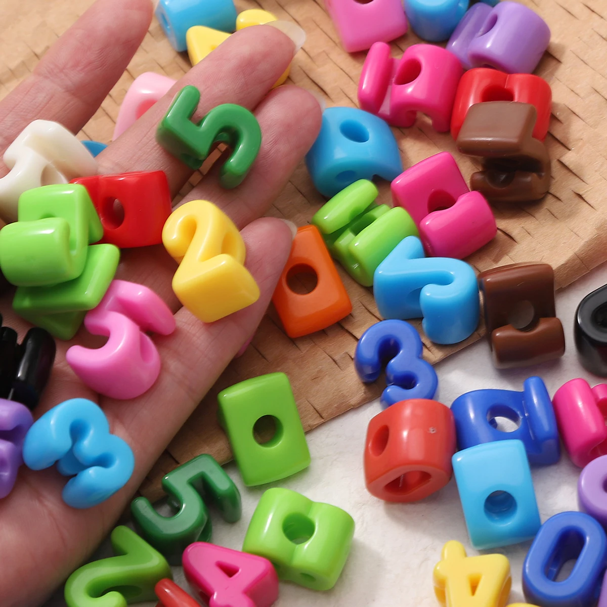 20pcs/Lots Acrylic Large Hole Number Beads 0-9 Random Color Spacer Loose Beads & Bead Assortments for DIY Jewelry Making Supplie