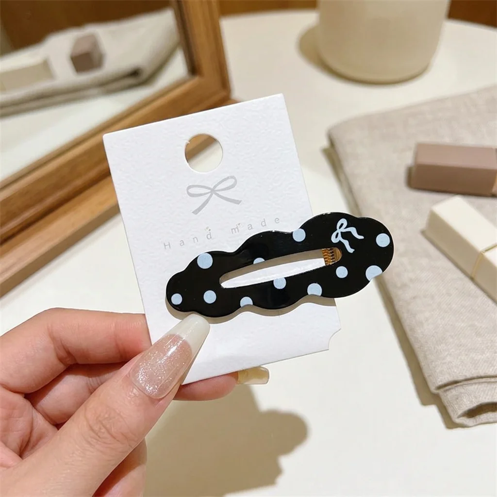 Non-Slip Hair Clip Cute Cloud Shape for Daily Wear Polka Dot Resin Alloy Accessory Sweet Fashion Bangs Holder Durable