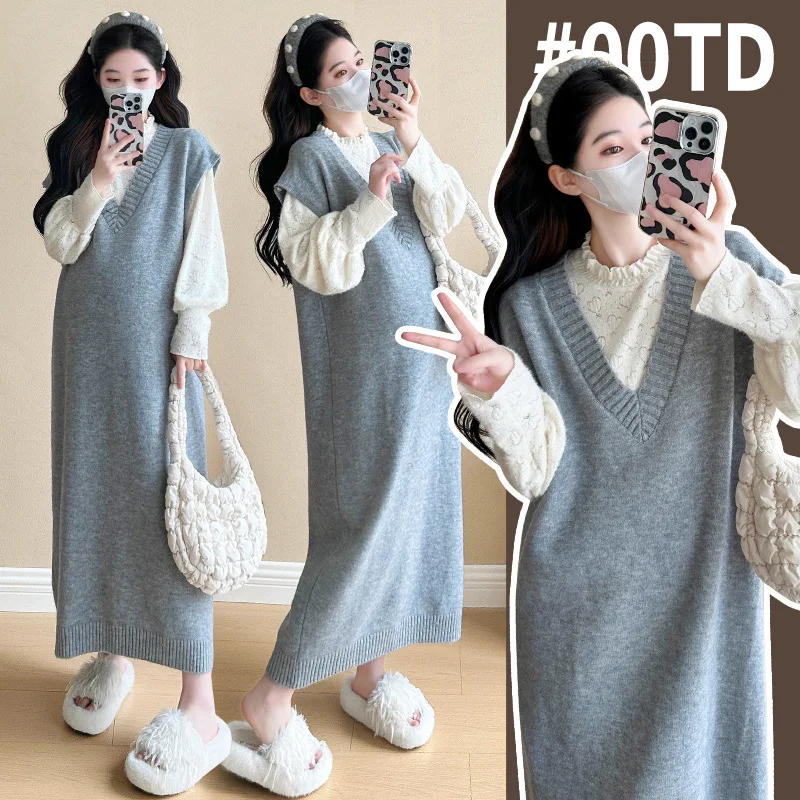 

Luxury Maternity Dress Set Autumn V Neck Lace Top with Knit Vest Dress Sophisticated Two Piece Outfit for Pregnant Women