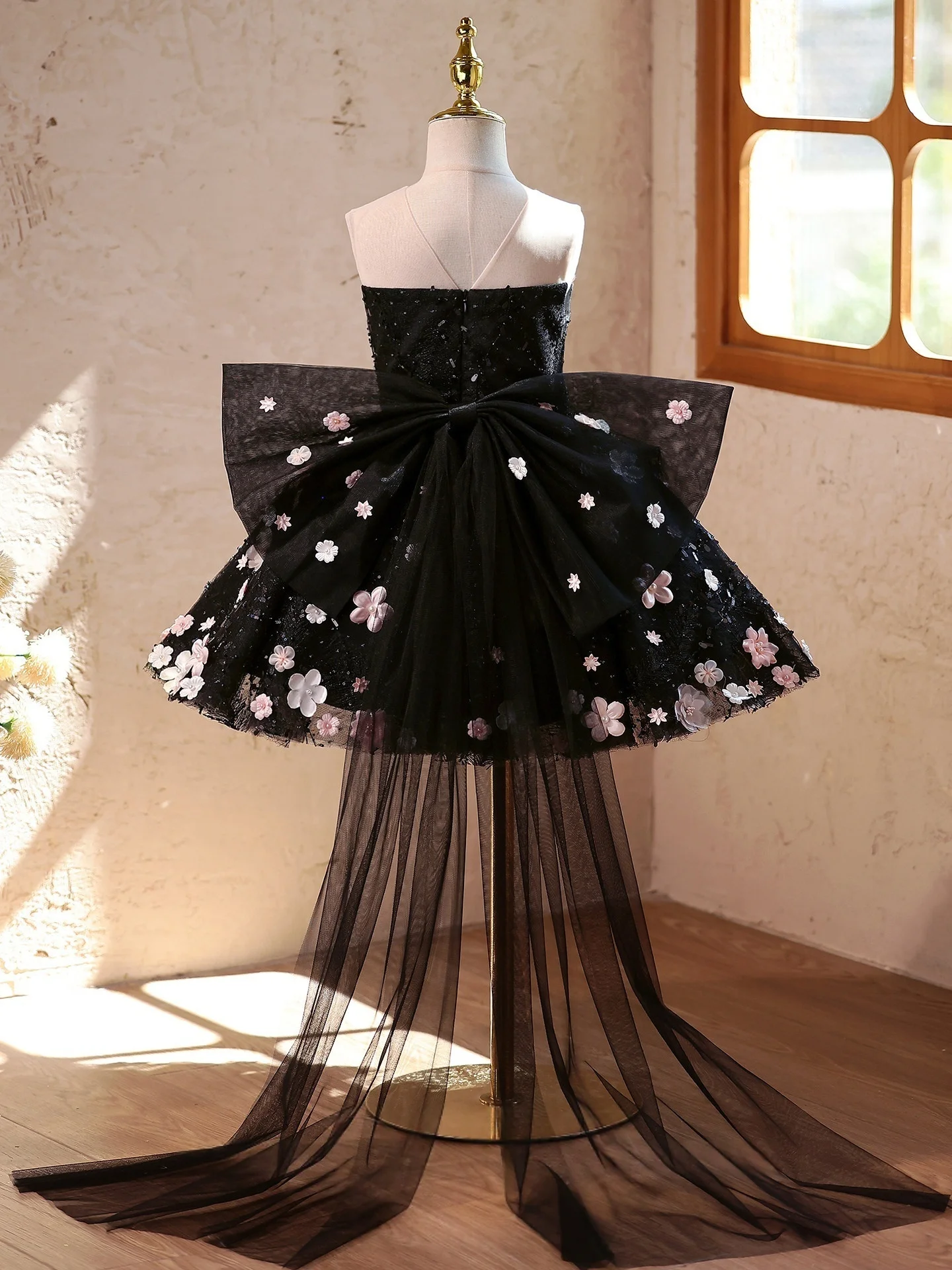 Custom Girls Luxury Spaghetti Strap 3D Floral Big Bow Trailing Tulle Short Flower Girl Dress Wedding Party Gown Birthday Party
