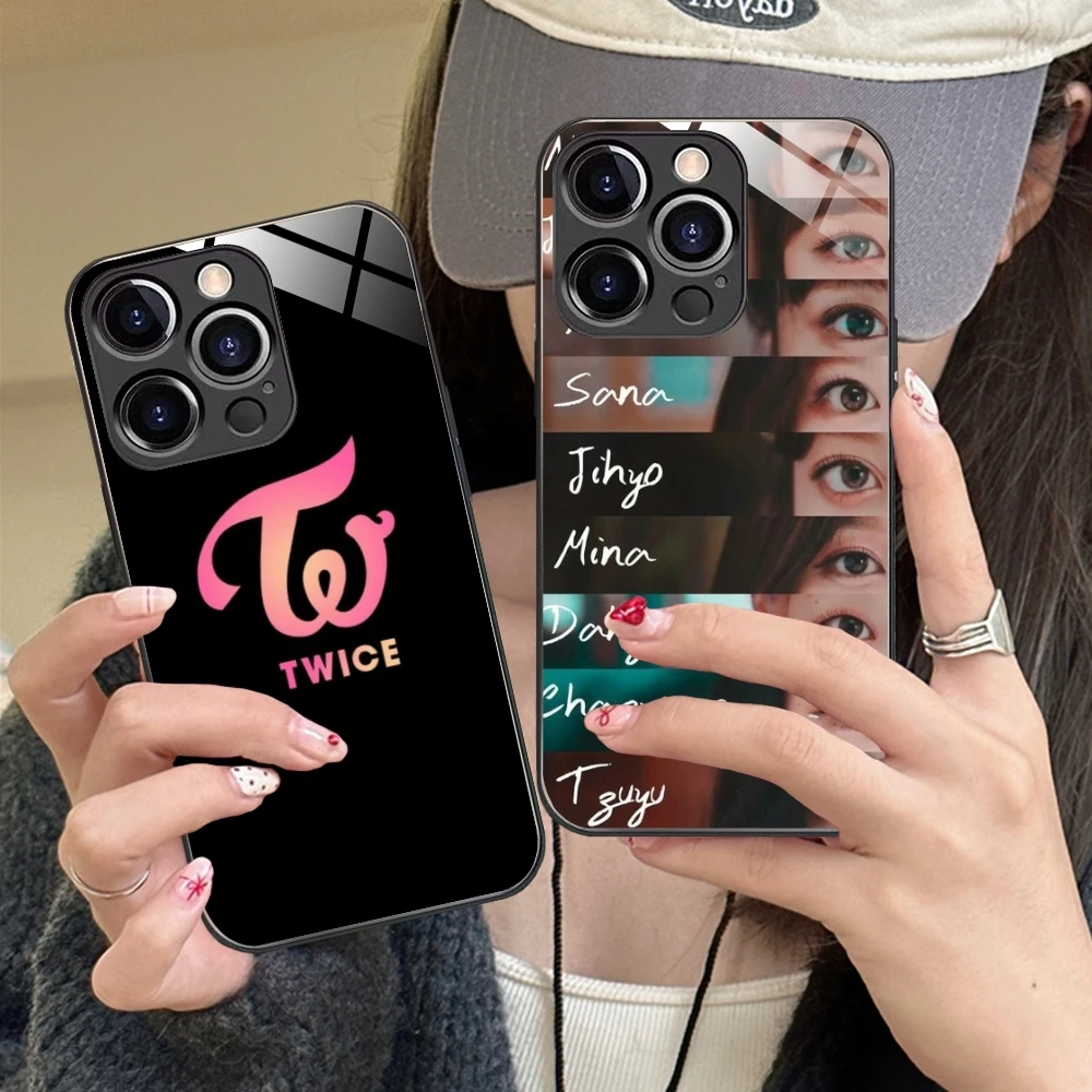 Kpop เคสโทรศัพท์มือถือน่ารักสองครั้งสำหรับ iPhone 15 14 13 12 11 x XR XS 8 Pro Max PLUS MINI PC กระจกฝาครอบโทรศัพท์