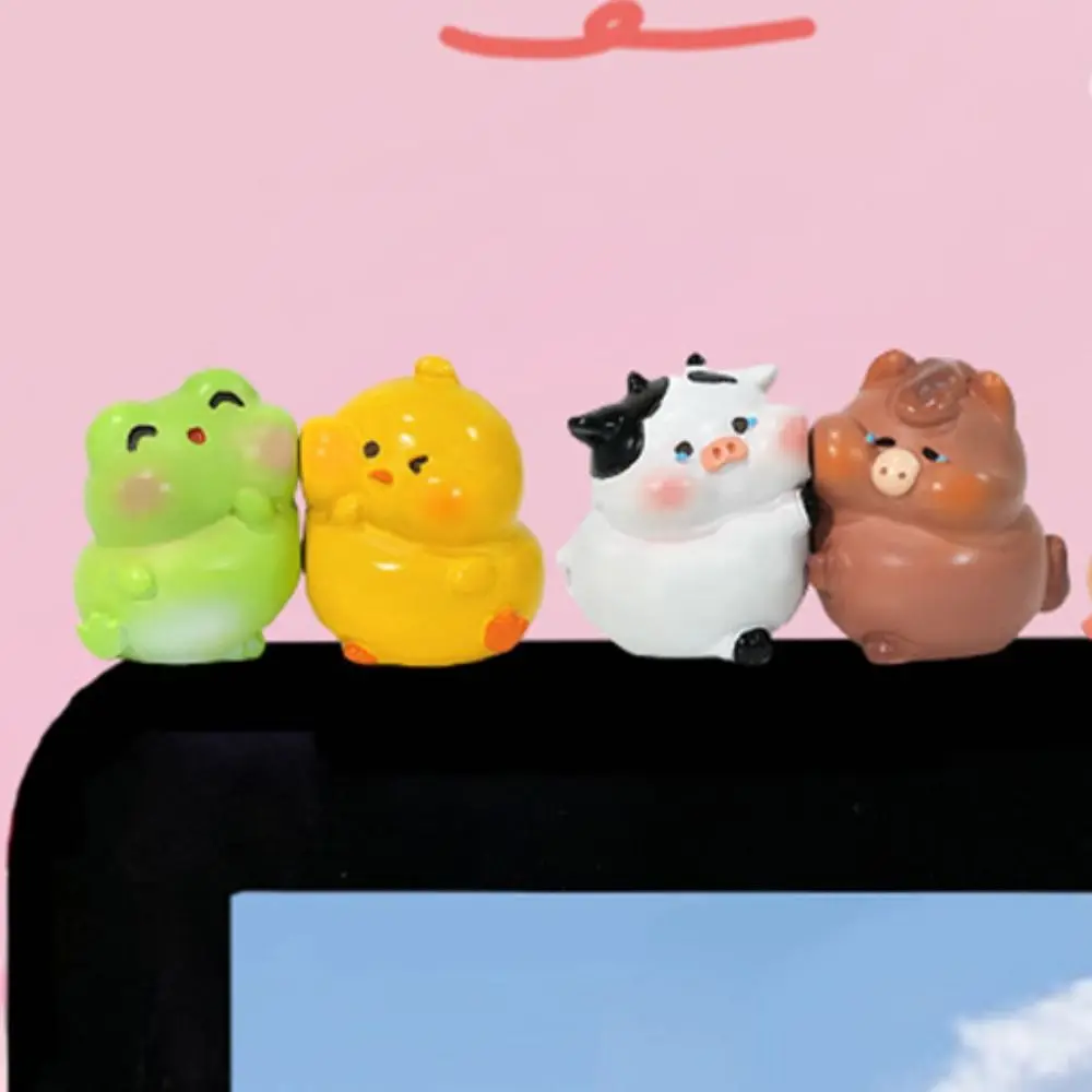 

8pcs/set Desk Ornament Computer Monitor Decoration Cattle Computer Display Screen Animal Model Cartoon Horse Center Console Doll