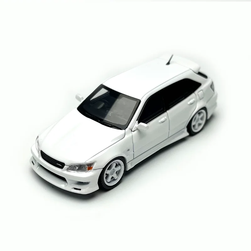 

Модель автомобиля MORTAL 1:64 ALTEZZA GITA AS300 ELIXIR, имитация, из сплава, статическая, коллекционная, игрушка, подарок, сувенир, декор