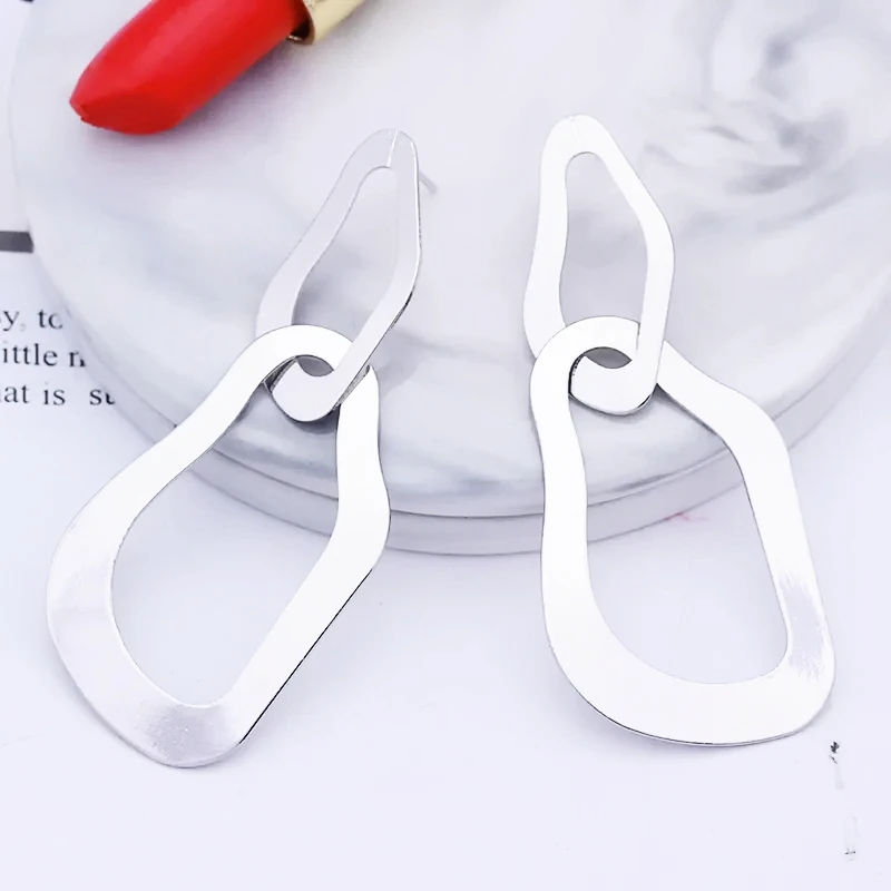 Geometry Drop Earrings for Women Uneven Personality Hollow Curved Irregular Round Pendants Dangle Earrings Rock Fashion Jewelry