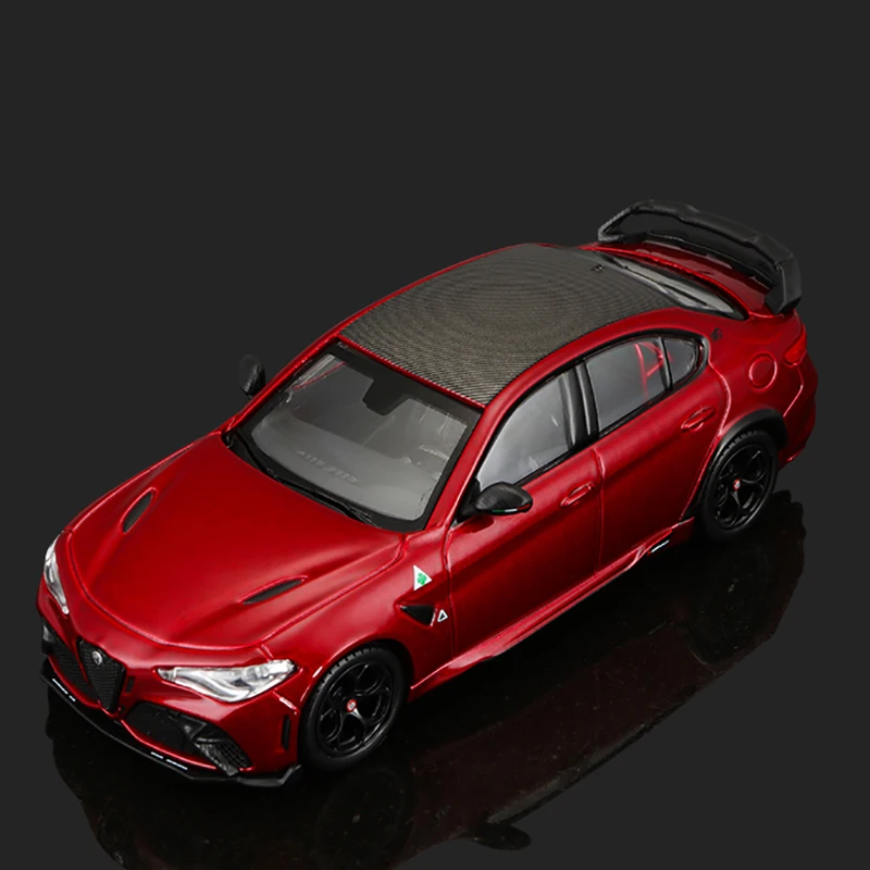 Bburago 1:43 Hardcover Edition Alfa Romeo GTAm Red racing model simulation car model alloy car toy male collection gift