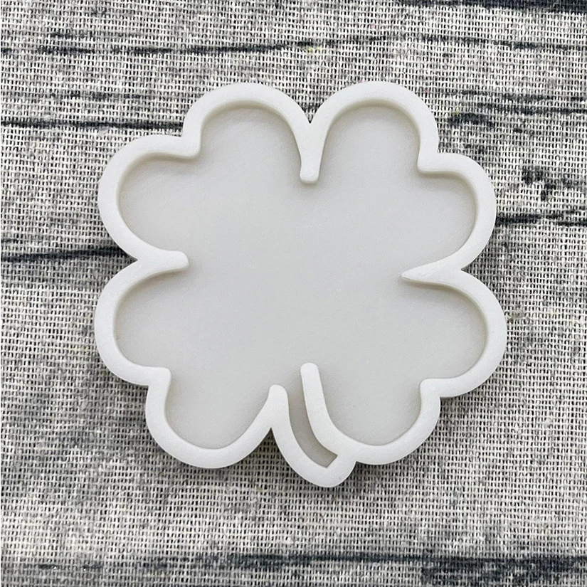 Four Leaf Clover Horseshoe St. Patrick’s Day Silicone Sugarcraft Mold Cupcake Baking Mold Fondant Cake Decorating Tools