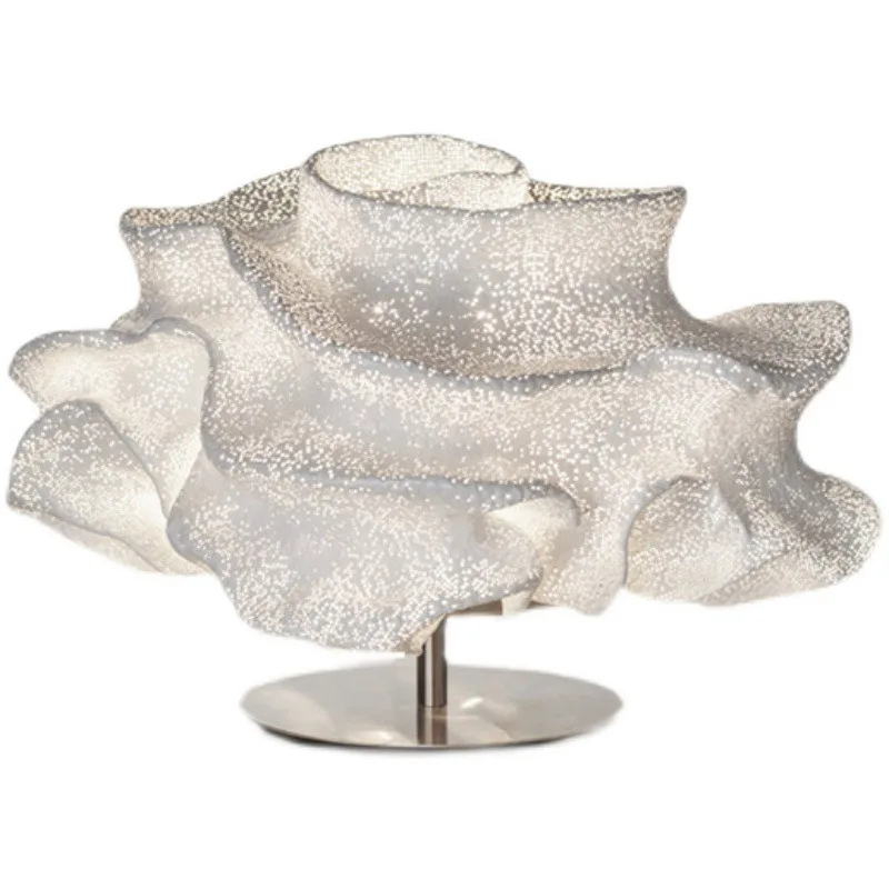 Study desk Tulip desk lamp Creative bedside flower lamp