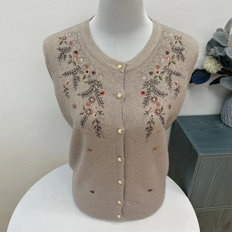 Middle Aged Elderly Women Knitted Cardigan Sweater Jacket Spring Autumn Casual Embroidered Knitwear Mother Sweater Coat M-4XL