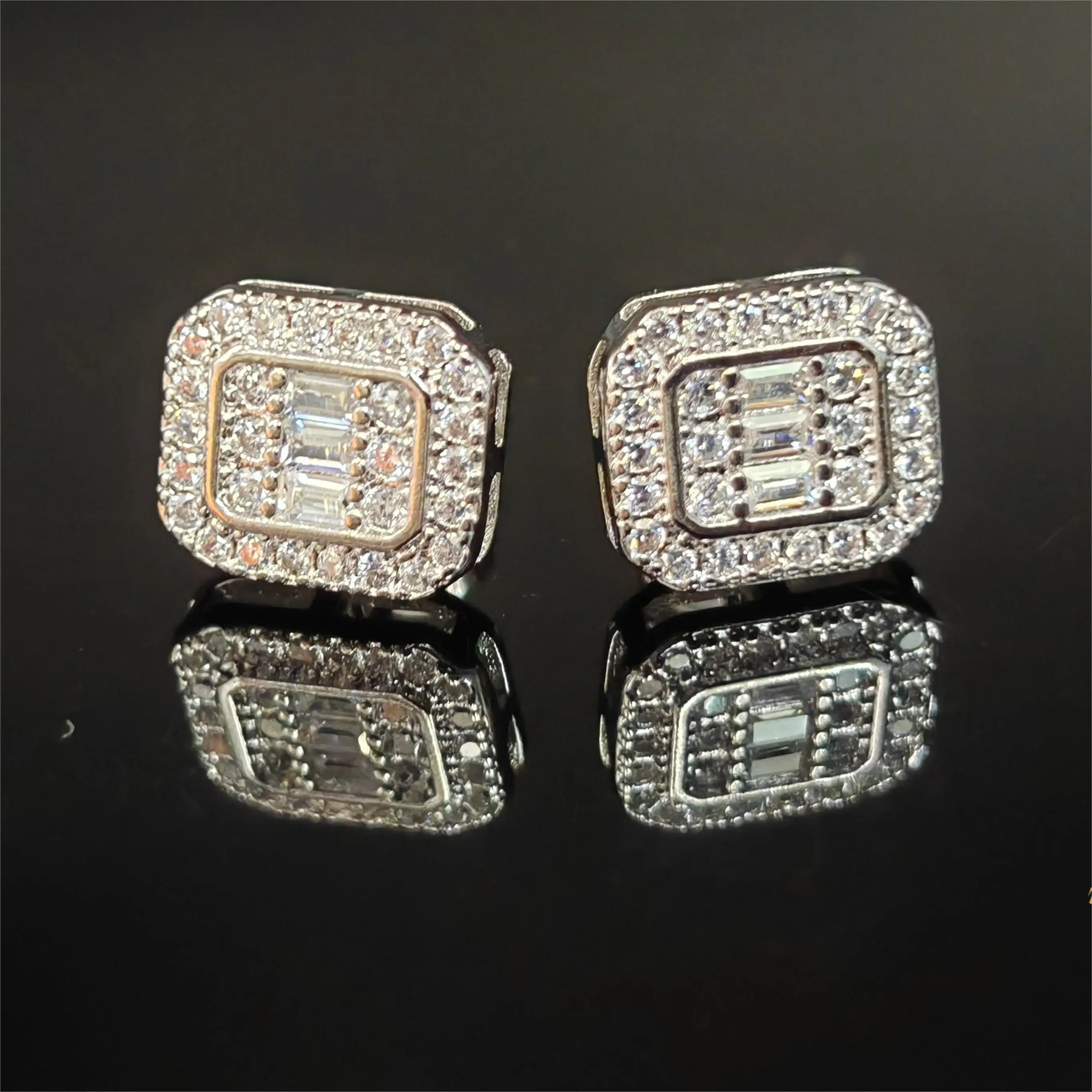 Hip Hop Jewelry Moissanite Earrings 925 Silver Square Cluster Iced Out Men Women Studs Earrings