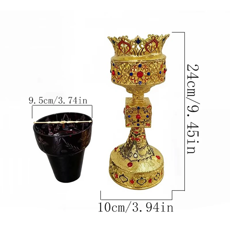 Vergoldeter orthodox-katholischer Liturgiekelch mit emaillierten roten Edelsteinen und rotem Glasbecher für die Kirchencommunion und den Heimaltar. – Detail 1