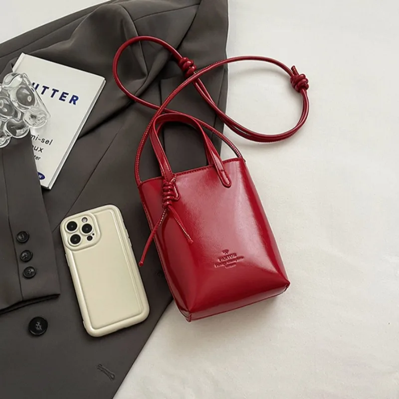 Mini bolso cruzado de cuero PU para mujer, moda coreana, bolsos de hombro de lujo, bolsos y monederos Retro simples para mujer 2024