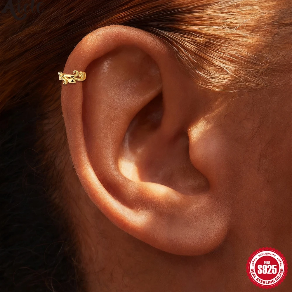 Aide 925 Sterling Silver Gold Plated Dainty Vine Ear Cuff No Piercing Needed Minimalist Cartilage Ear Clip for Women Daily Wear