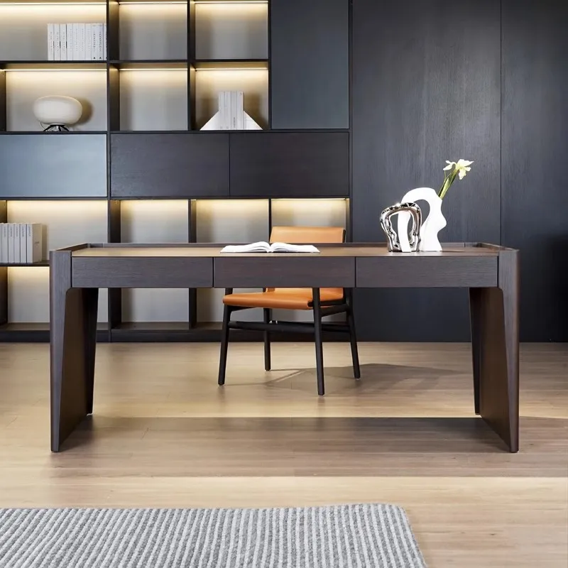 

Простой современный компьютерный стол для дома, гостиной или кабинета, в стиле лёгкой роскоши.