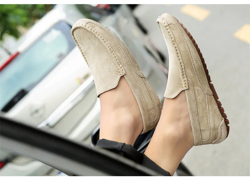 

Handmade Men Slipon Driving Male Moccasins Zapatos Suede Leather Man Loafers Luxury 2025 Casual Shoes For Men Boat