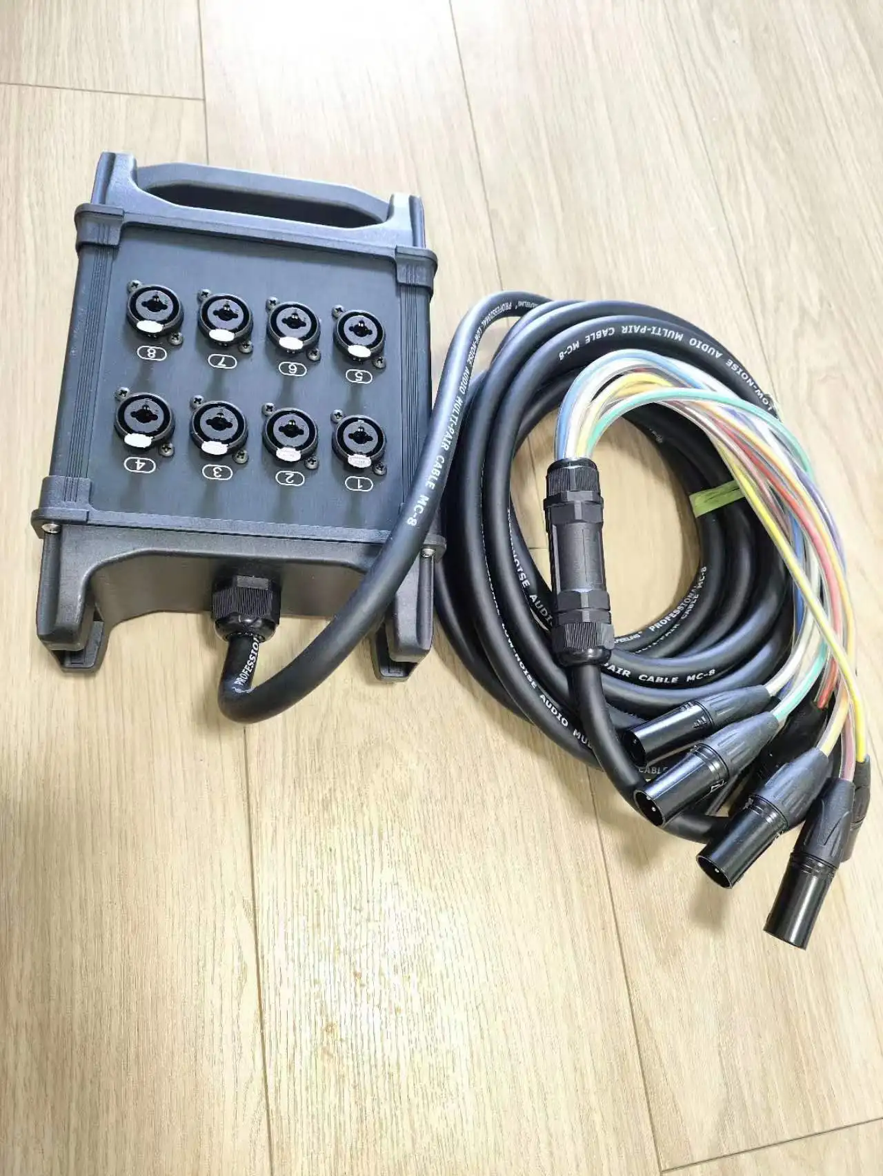 

8 Ways XLR Male To XLR/6.5MM 6.35MM Female 3PIN Professional Multi-Media Mobile Stage Signal Performance Portable Cable Audio