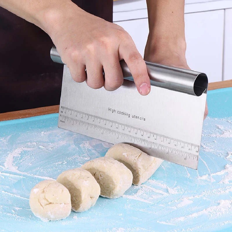 

2026New Stainless Steel Dough Chopper Bench Scraper Pastry Cutter Cake Scraper with Scale Cake Baking Scraper Noodle Dough Knife