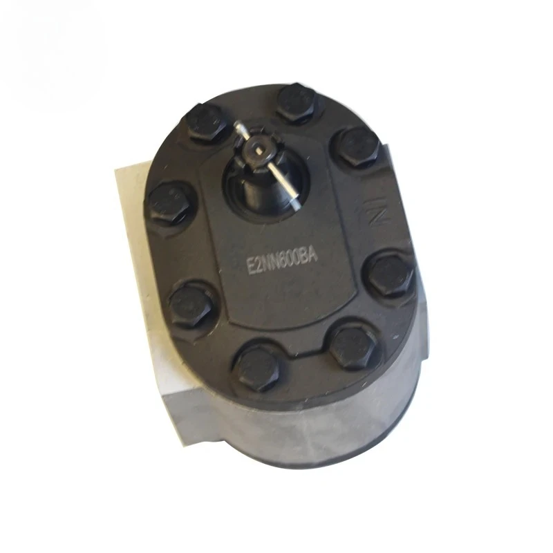 مضخة هيدروليكية E2NN600BA للجرار