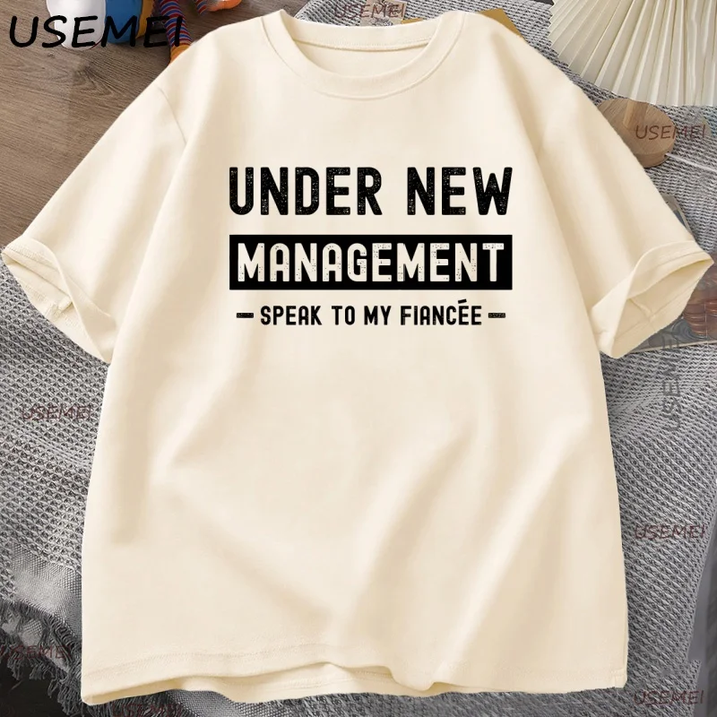 تحت إدارة جديدة التحدث إلى خطيفتي تي شيرت مضحك خطيبة تي شيرت رجالي المشاركة التي شيرت المستقبل زوج صديقها المحملة