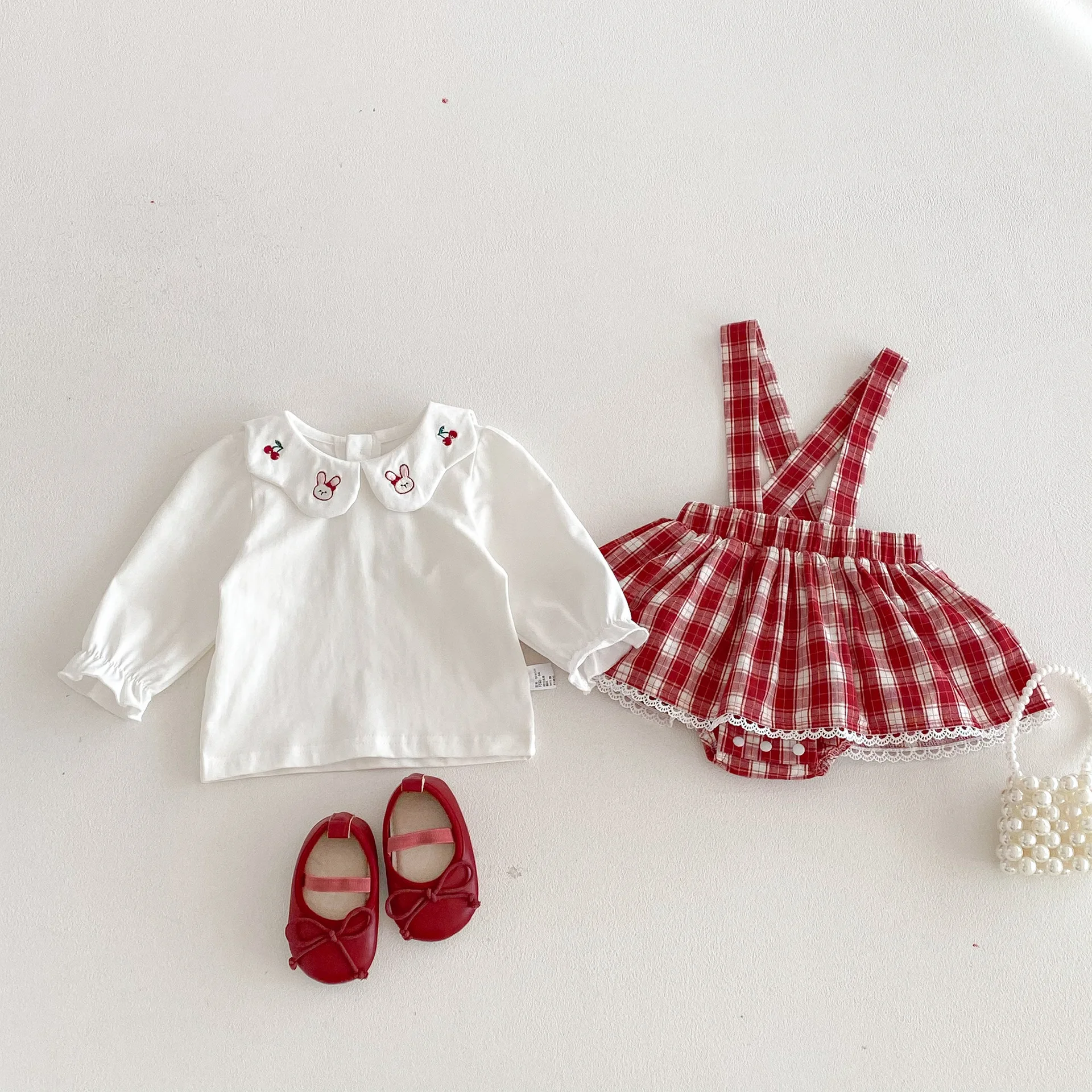 ملابس أطفال، طقم تنورة بحزام كتف للفتيات، طراز جديد لخريف 2026، ملابس زحف ضرطة للأطفال طقم مكون من قطعتين