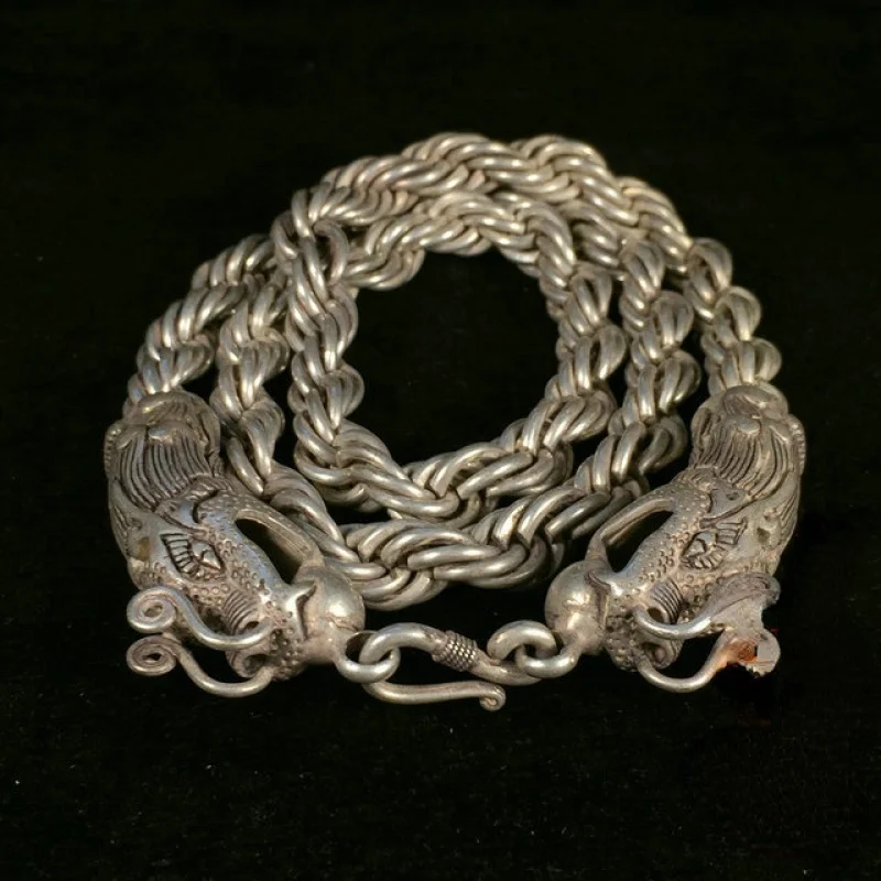 

Collectible China Antique Tibet Silver Handwork Auspicious Dragon Nelace N168
