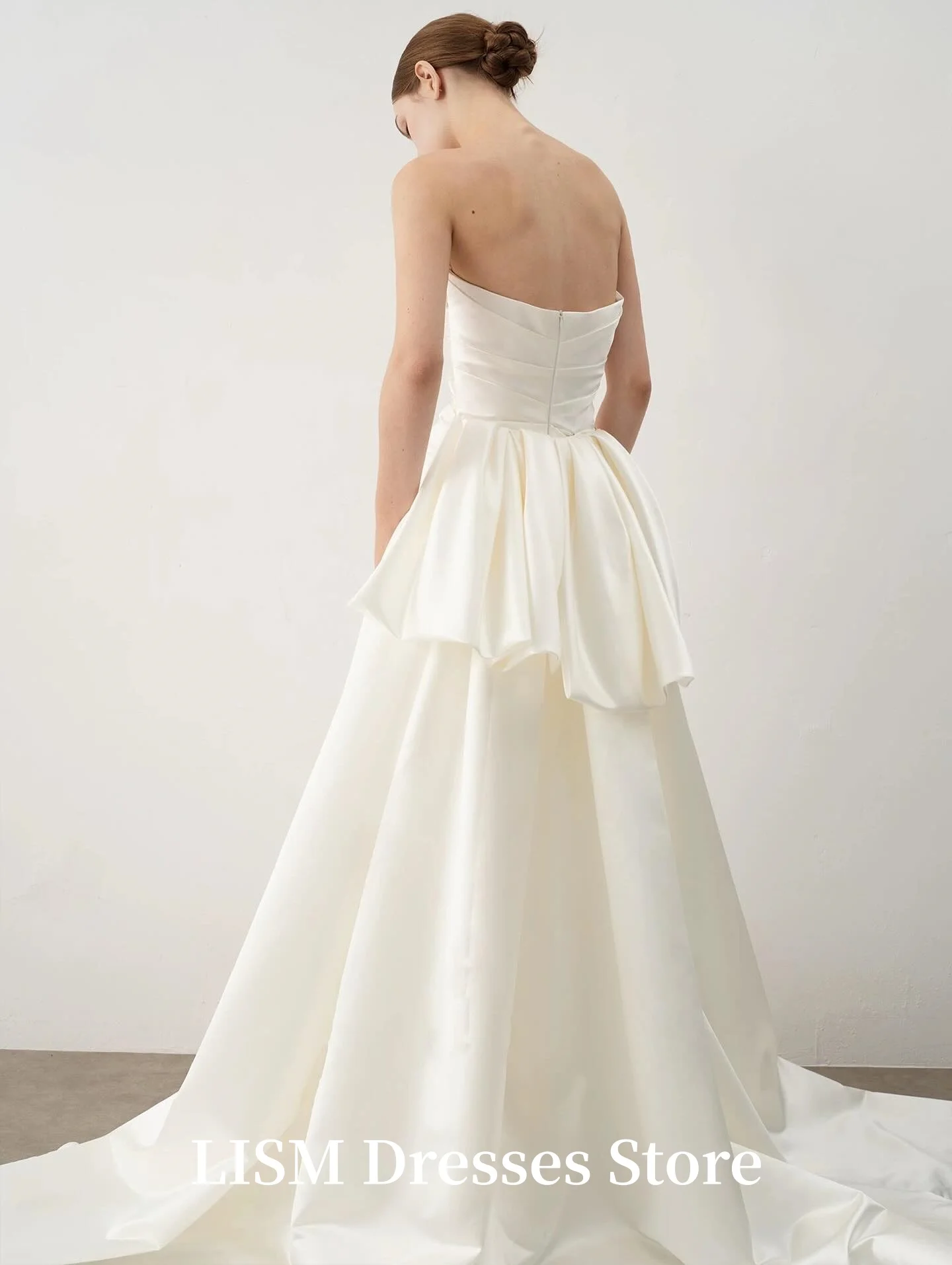 LISM Senza spalline A-Line Abiti da sposa moderni coreani Servizio fotografico Abiti da sposa progettati in raso di seta Personalizzato Cerniera