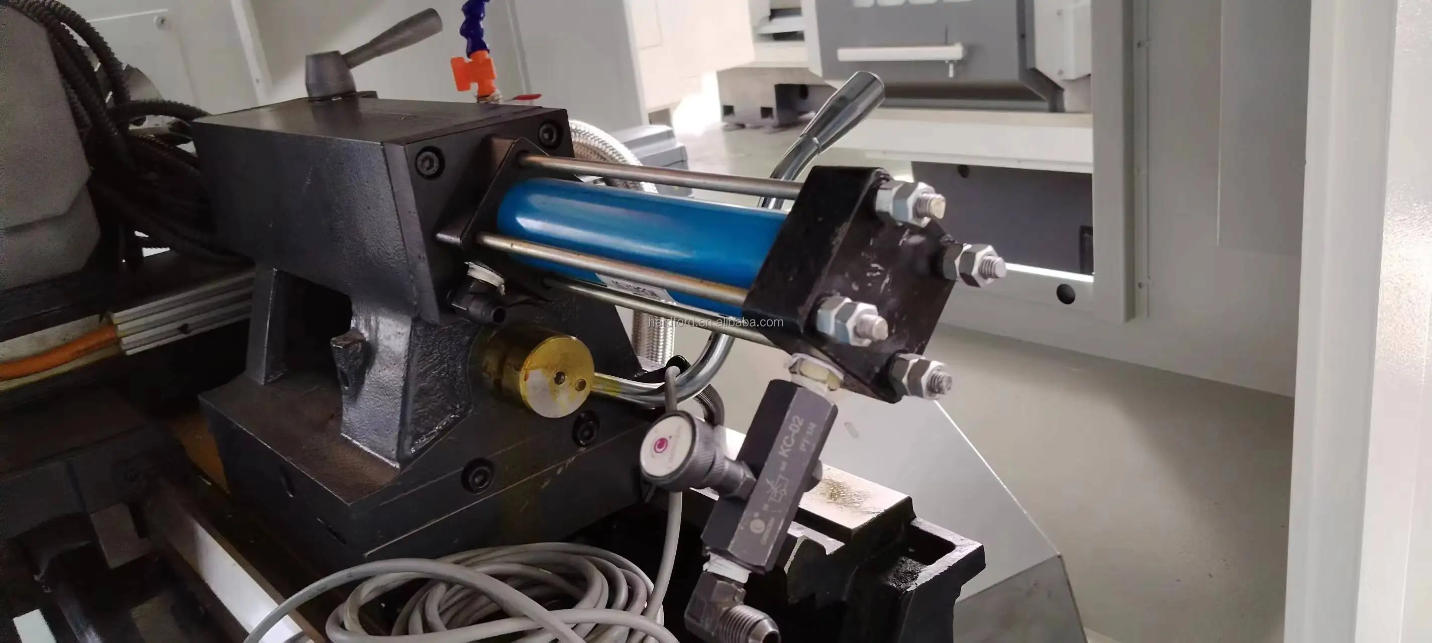 Hardford Ck6140 Flat Bed Cnc Lathe New CNC Hining Hine Main Shaft Three Variable Speed Strength Factory