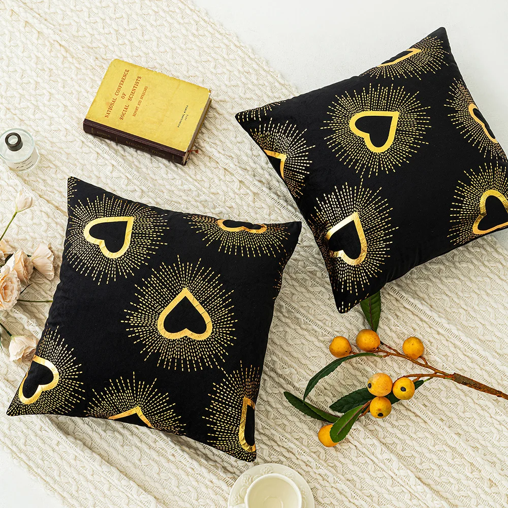 

Black Velvet Printed Pillowcase with Gold Stamping Love Lips Sofa Cushions cover Valentine's Day Atmosphere Pillows Cover