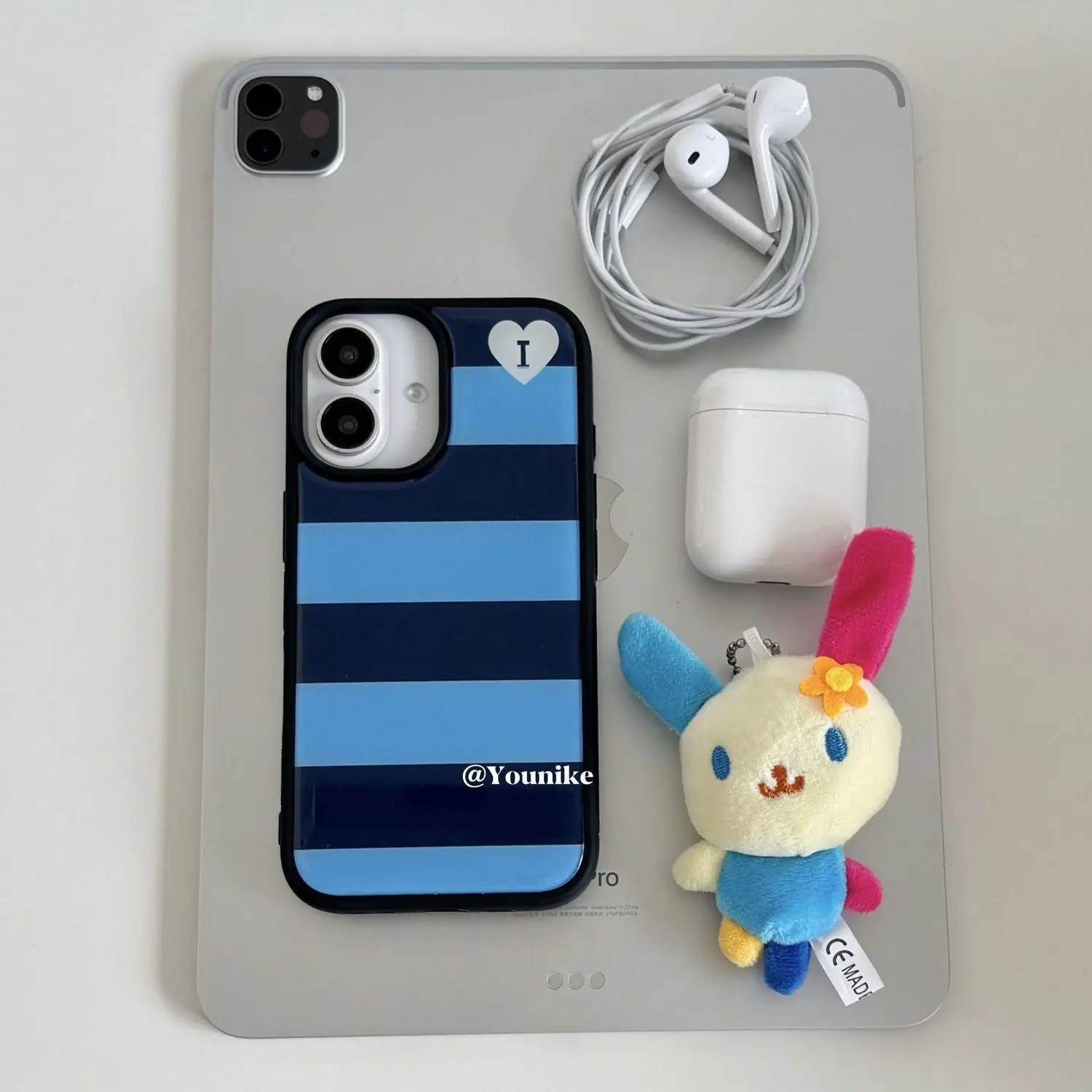 Y2K Retro Blue White Stripe Heart I Aesthetic Phone Case for iPhone 17 16 15 14 13 12 11 Air Pro Max 14 15 Plus Shockproof Cover