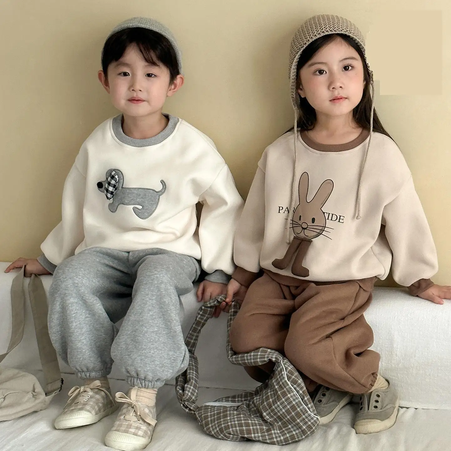 

2025 Winter New Children Plus Velvet Thick Clothes Set Boys Cute Cartoon Sweatshirt + Pants 2pcs Suit Kids Girls Fleece Outfits