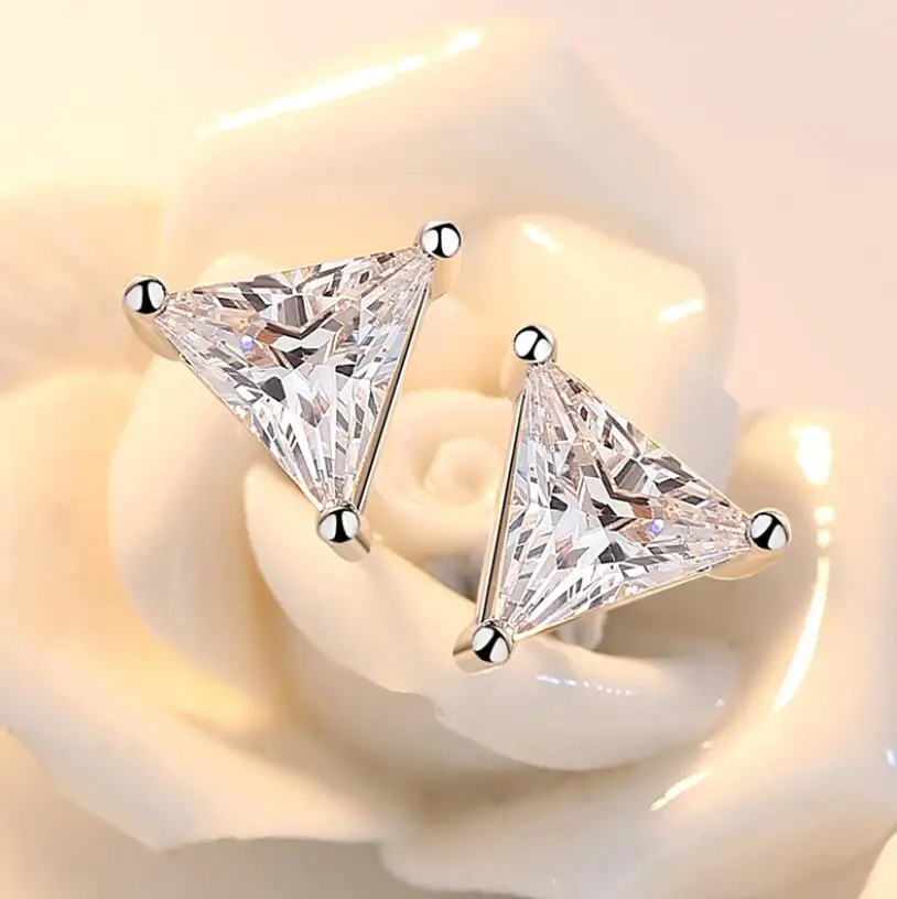 Moissanite Diamond Earrings 925 Sterling Silver D Color VVS1 Moissanite Triangle Stud Earrings For Woman Jewelry