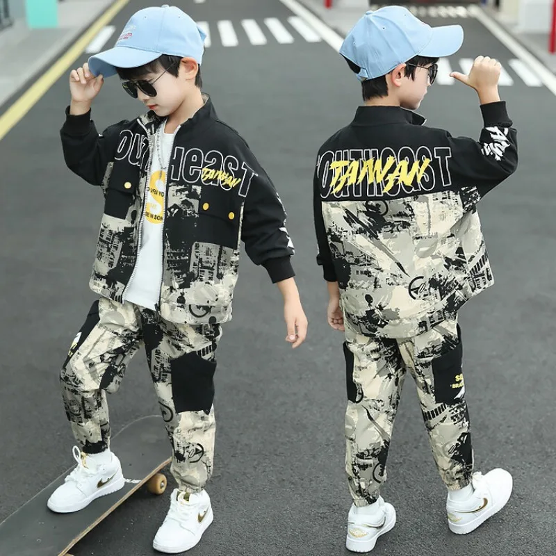 2024 Boys camouflage suit spring autumn new Zhongda childrens baseball suit two piece set childrens camouflage summer camp suit