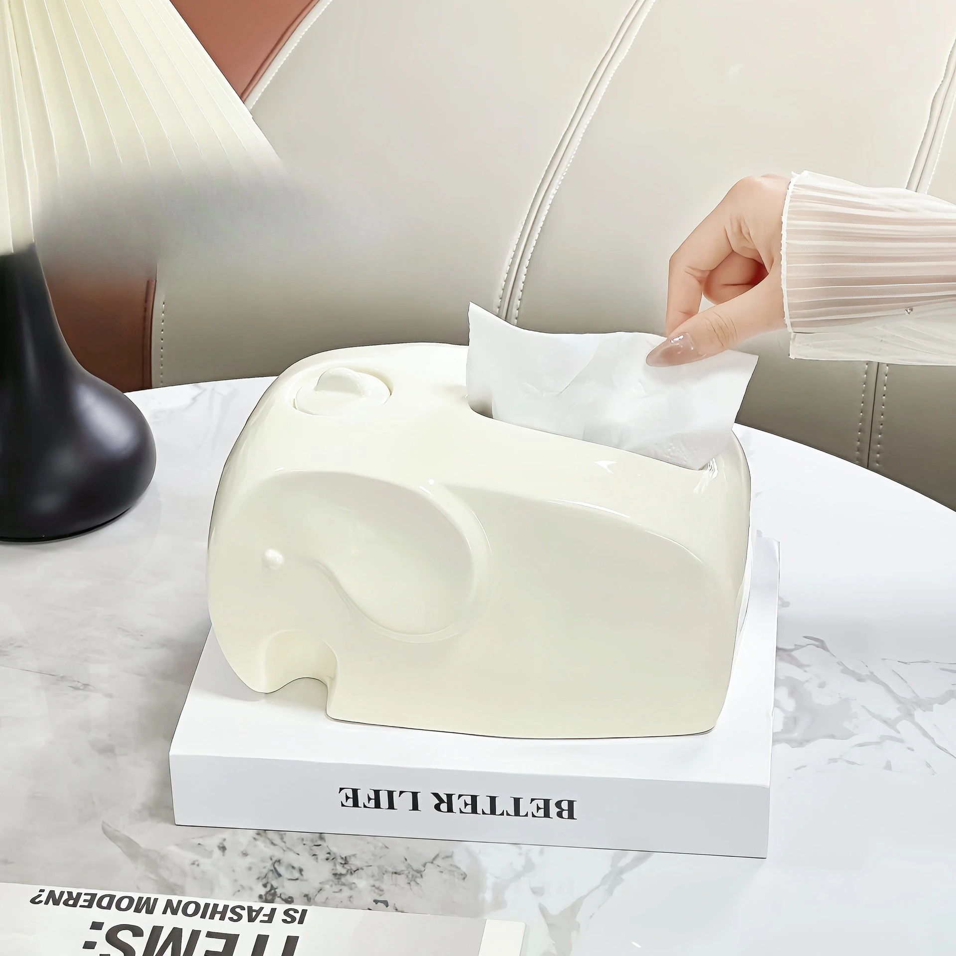 

Коробка для салфеток в виде слона, вмещающая зубочистки, легкая роскошь, высококачественное украшение для журнального столика для гостиной, обеденного стола, бумажная коробка