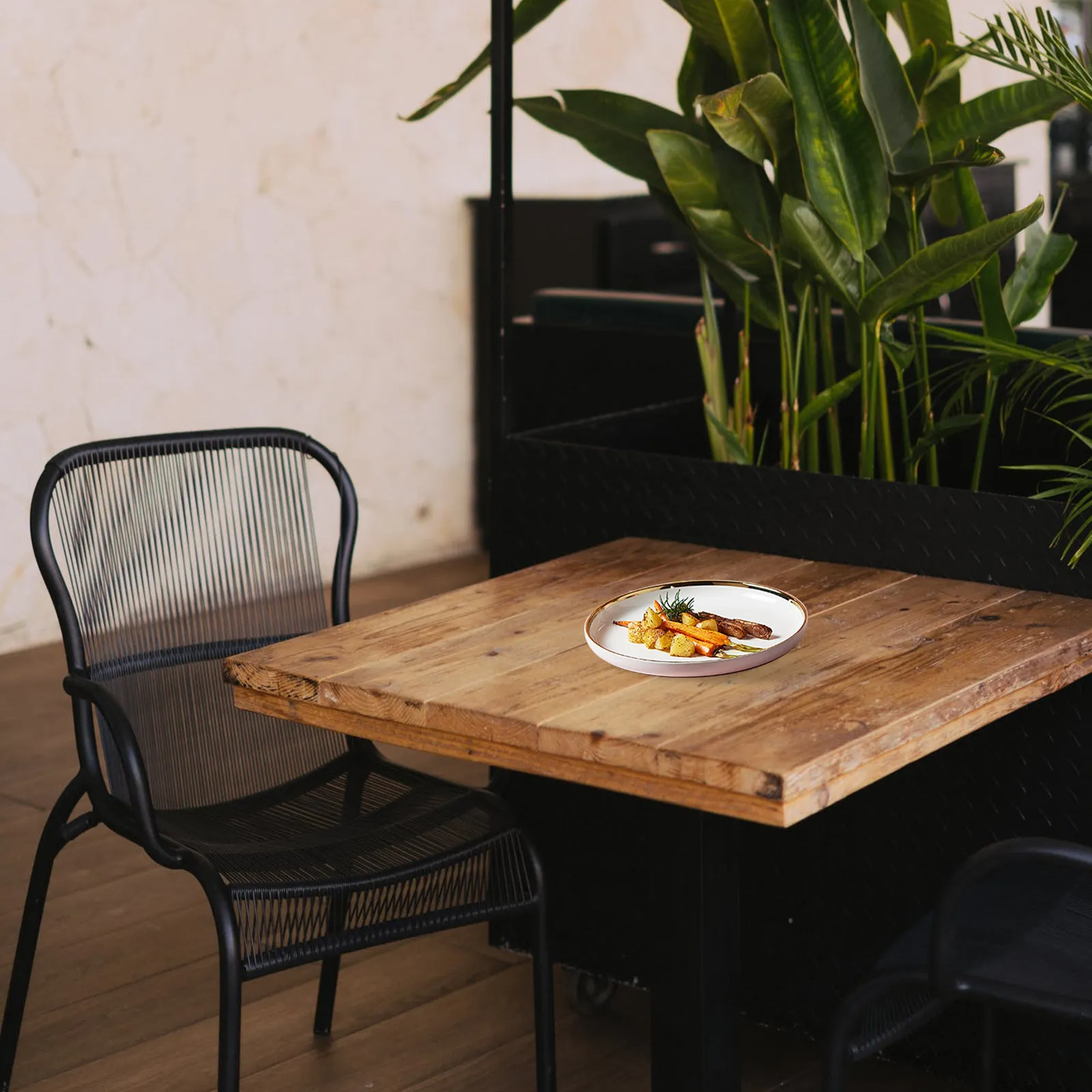 

1Pcs Sophisticated Ceramic Storage Tray Simple Elegant Edge Household Food Plate Sushi Dessert Pastry Tray Reusable