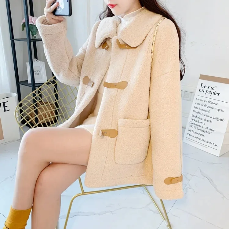 

fur integrated imitation lamb wool coat women's small short 2023 autumn and winter new Korean version loose and versatile top