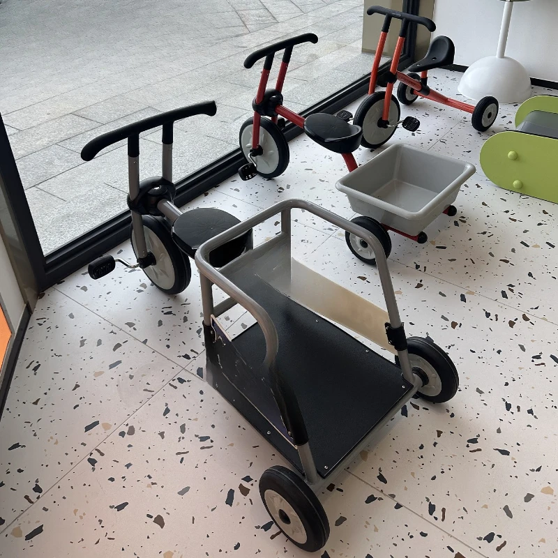Kindergarten cycling bicycle can carry people stroller sensory integration training team multi-person children indoor