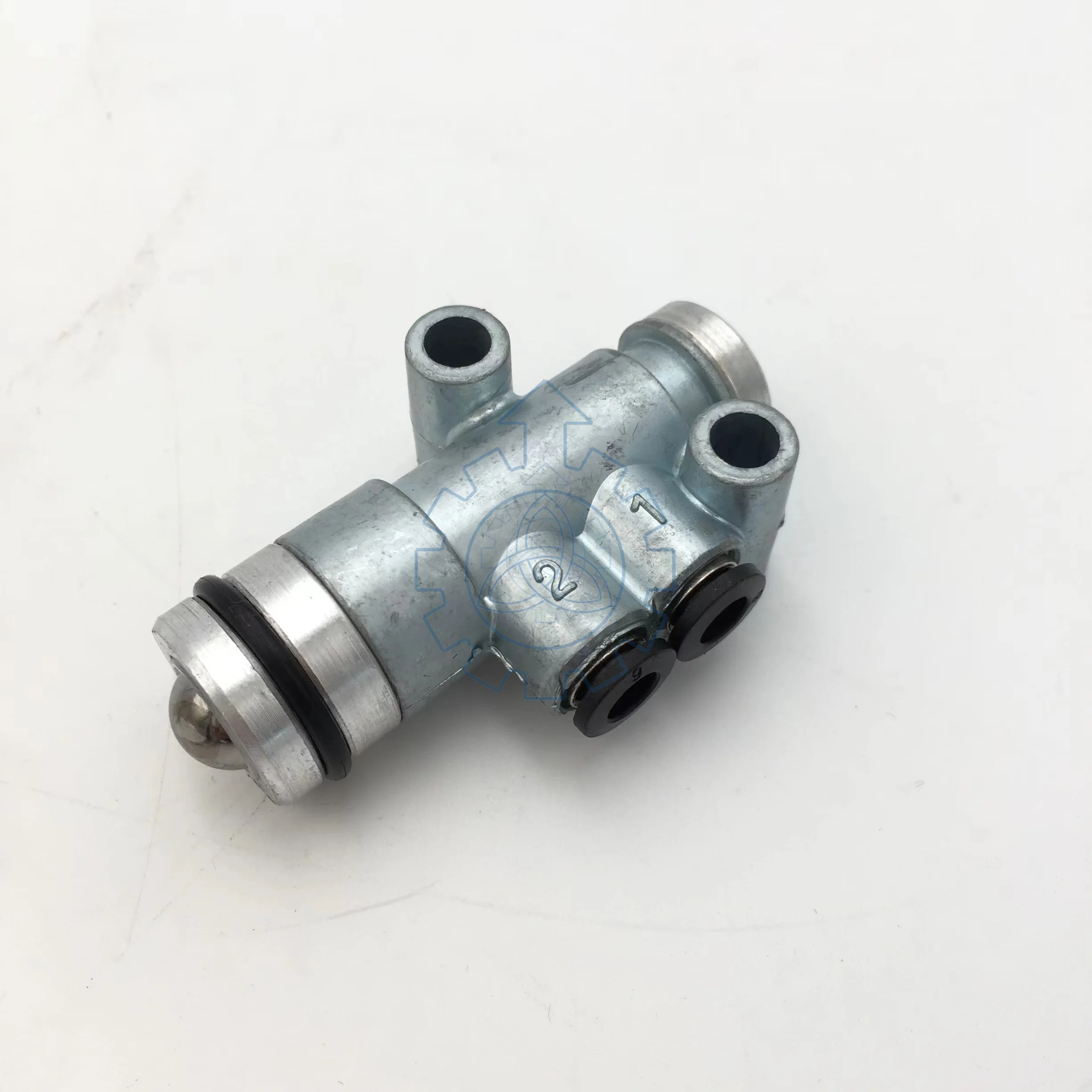 Vanne de boîte de vitesses multiportes OE 81521706156 81521706096 pour camions et autobus MAN F2000 F90 M2000 Lion's Coach