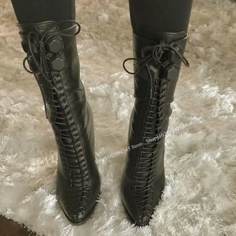 Botas de punta estrecha con correa cruzada negra para Mujer, zapatos de tacón alto fino a media pantorrilla, modernos y sexys, para verano, 2023