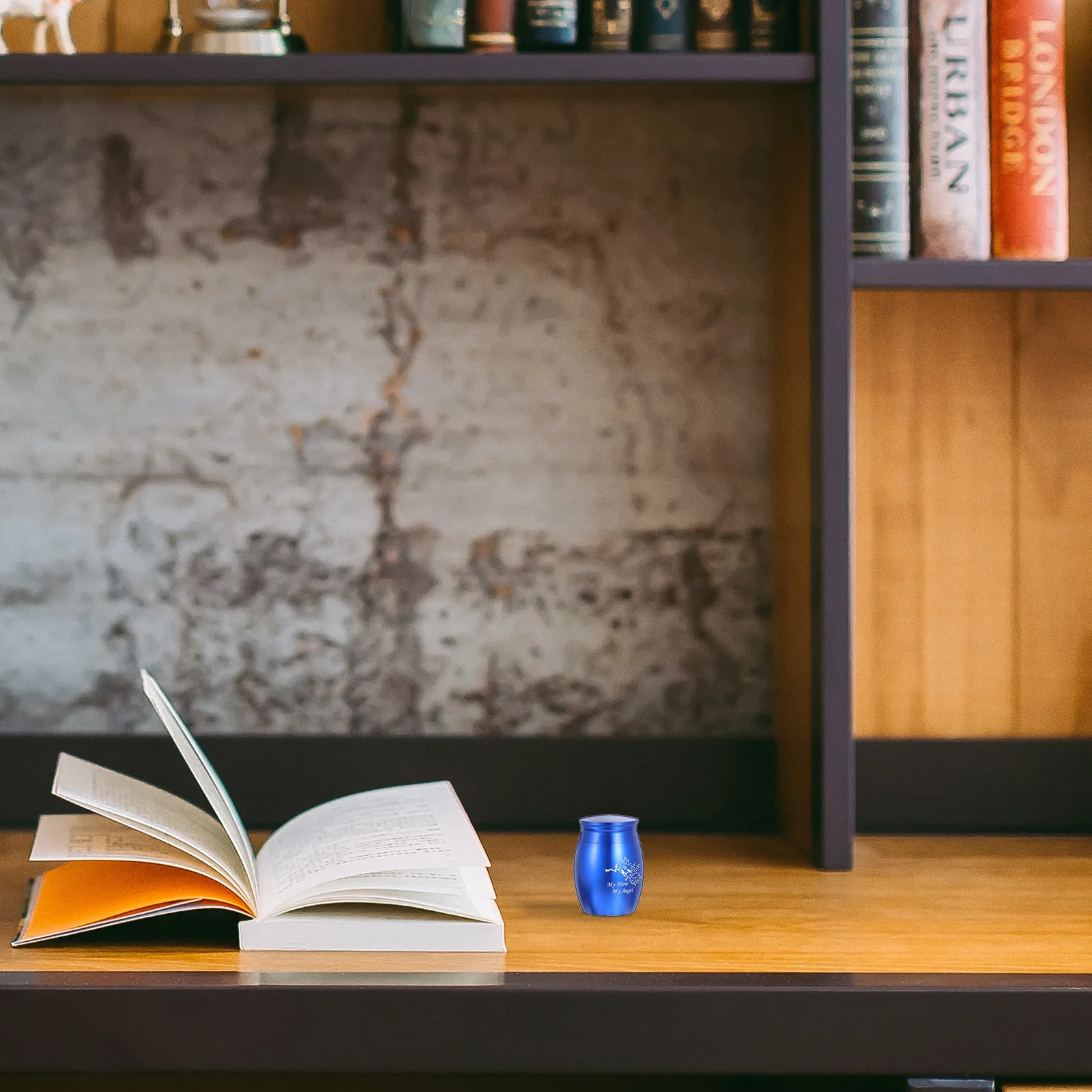 

Exquisite Pet Ash Can Delicate Cremains Storage Bottle for Animal Remains Waterproof Corrosion-Resistant Easy to Clean Urn