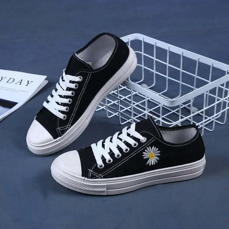 

2025 парусиновая обувь для студенток. Удобные и повседневные туфли на плоской подошве. Туфли Daisy на шнуровке на толстой подошве.